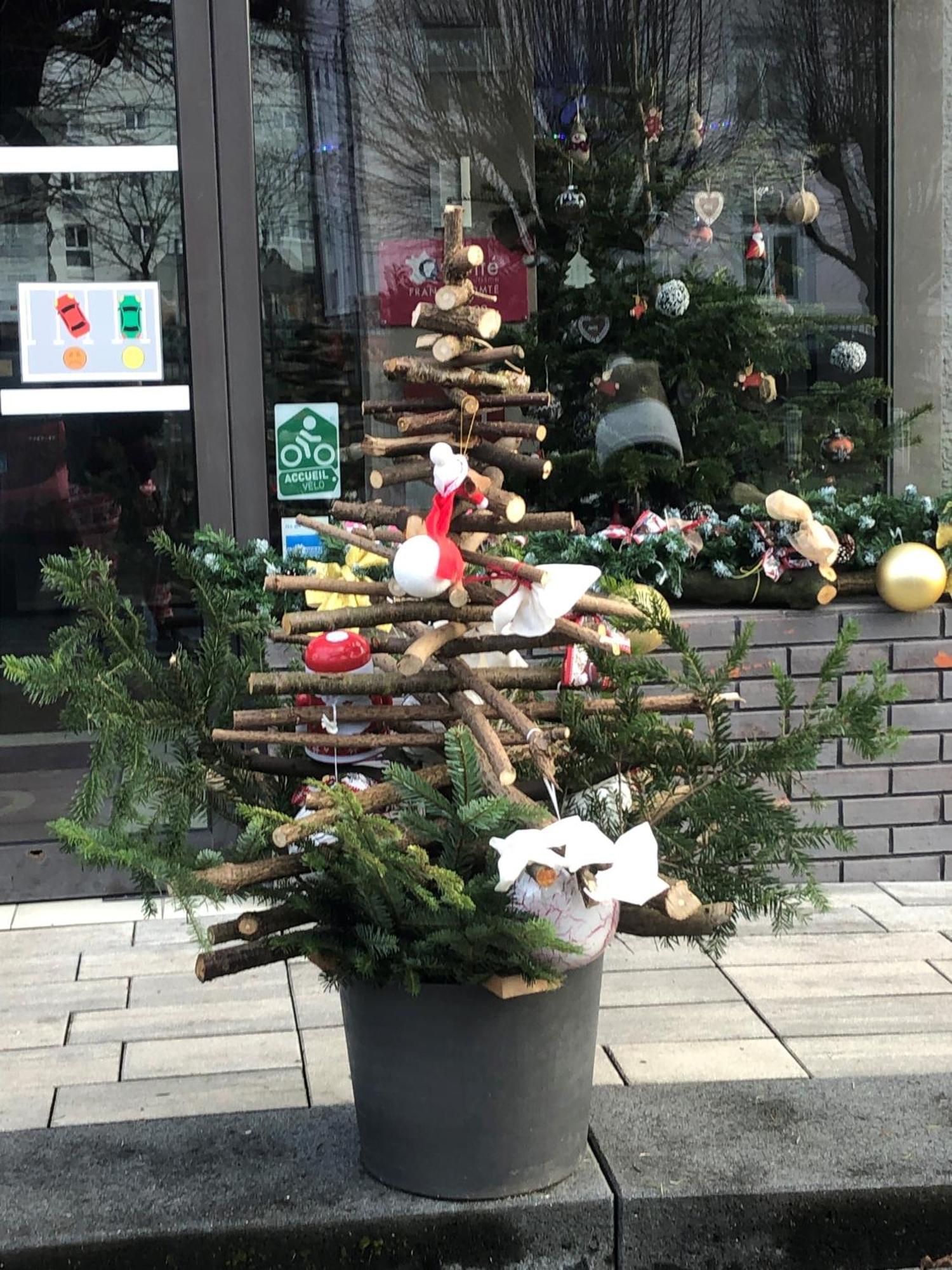Les Tilleuls Montbeliard Sud オダンクール エクステリア 写真